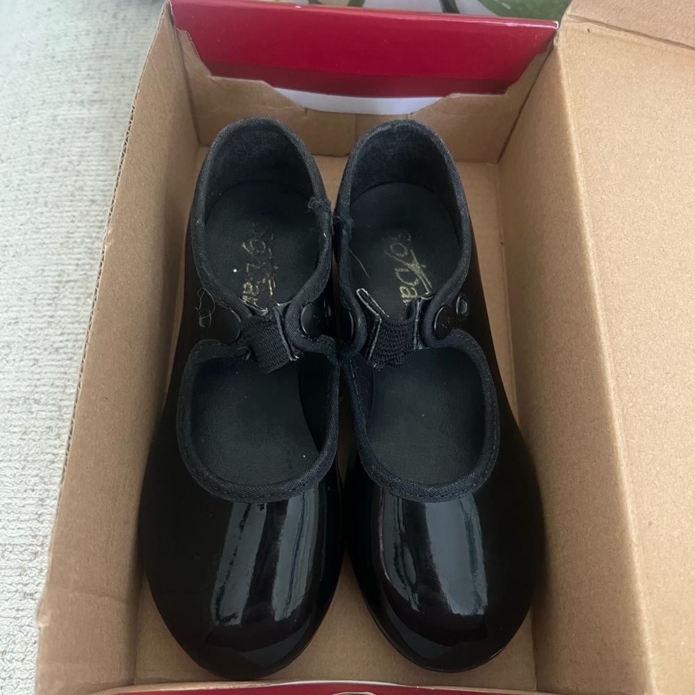 Black Dance Costume Shoes with Patent Leather Finish